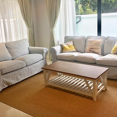 Kamala Beach House - 1 Min Walk To Beach Luaran gambar