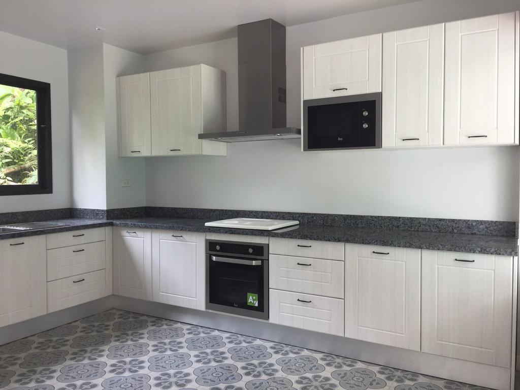 Kamala Beach House - 1 Min Walk To Beach Luaran gambar